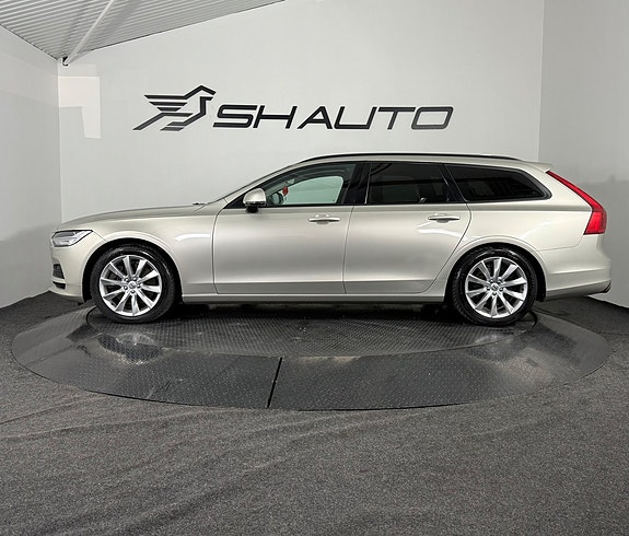 Volvo V90 8 of 18