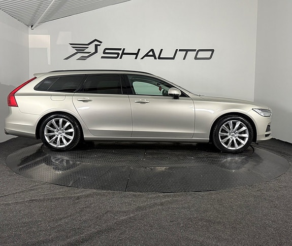 Volvo V90 4 of 18