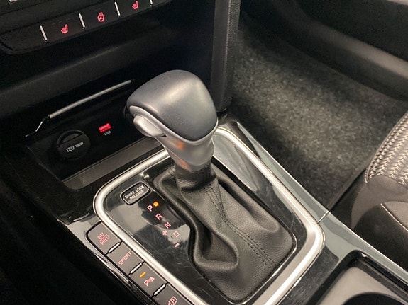 Kia Ceed 12 of 17