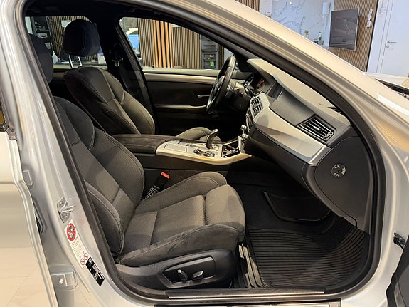 BMW 528 21 of 27