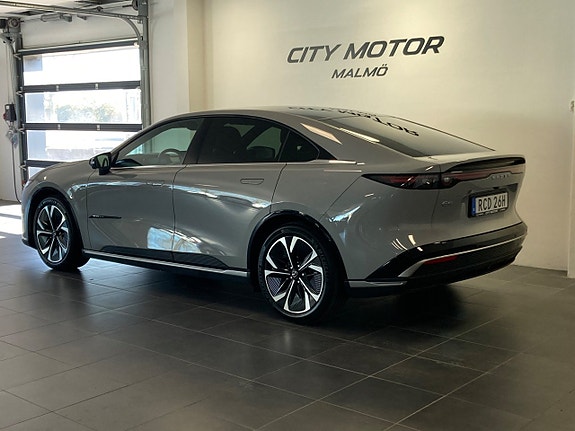 Mazda 6e 3 of 8