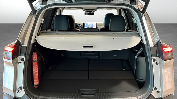 Nissan X-Trail 10 of 13