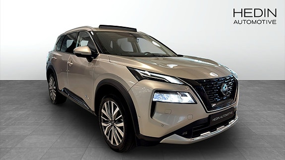 Nissan X-Trail 13 of 13