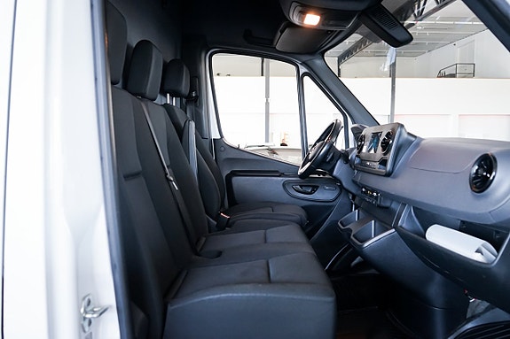 Mercedes-Benz Sprinter 316 24 of 24