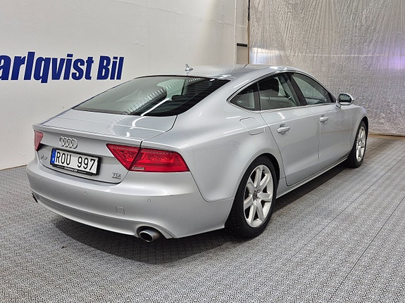 Audi A7 4 of 5