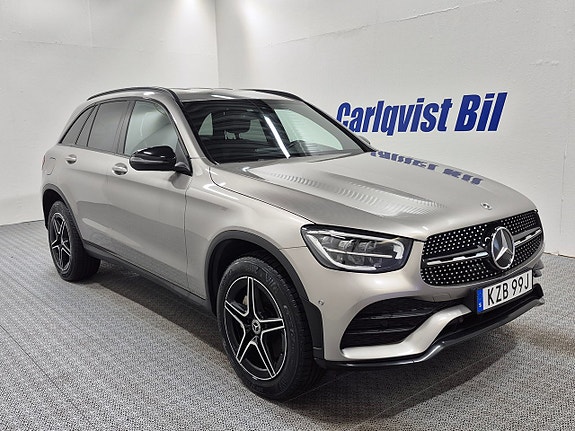 Mercedes-Benz GLC300 e 2 of 5
