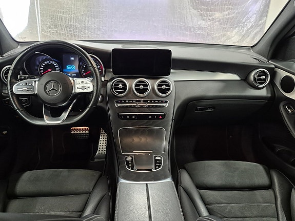 Mercedes-Benz GLC300 e 5 of 5