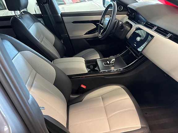Land Rover Range Rover Evoque 5 of 5