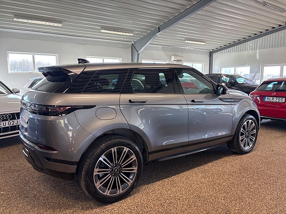 Land Rover Range Rover Evoque 4 of 5