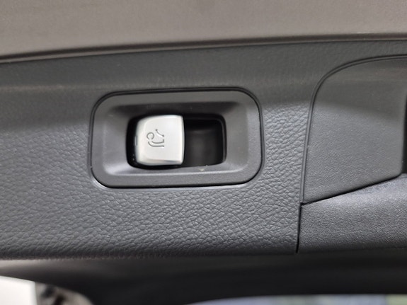 Volkswagen Passat 11 of 12