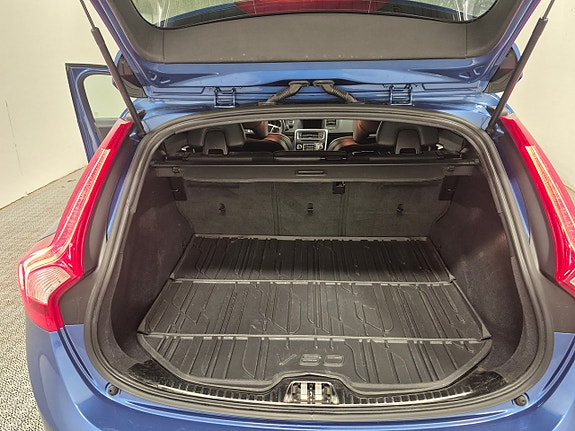 Volvo V60 11 of 11