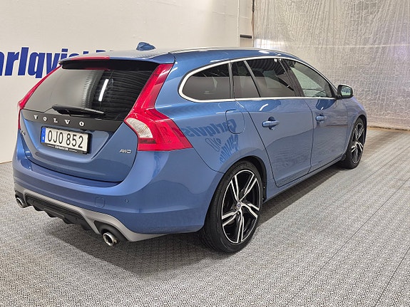 Volvo V60 4 of 11