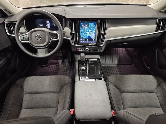 Volvo V90 6 of 11