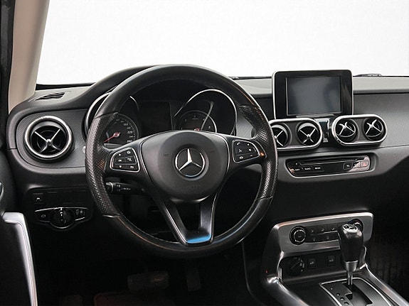 Mercedes-Benz X250 d 14 of 29