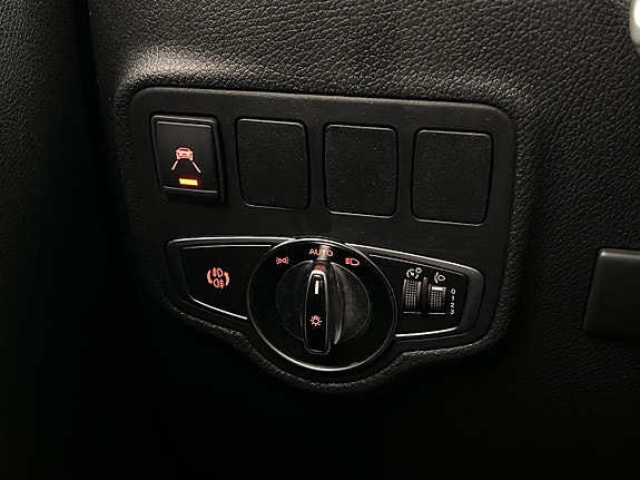 Mercedes-Benz X250 d 12 of 29