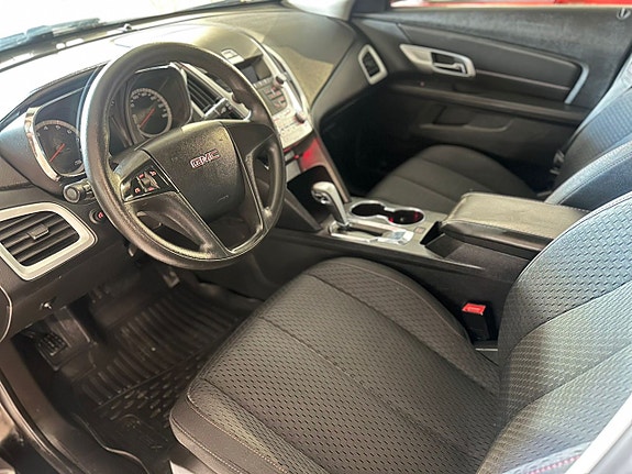 GMC Terrain 7 of 16