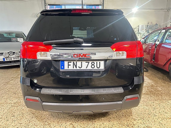 GMC Terrain 16 of 16