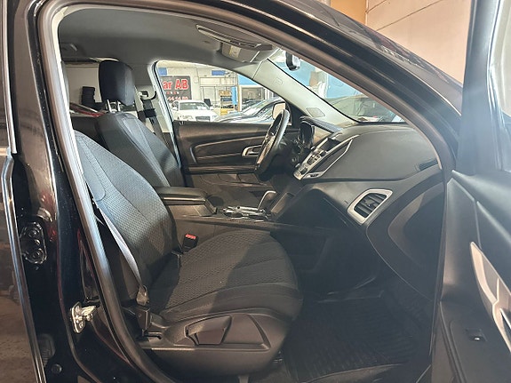GMC Terrain 12 of 16