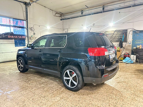 GMC Terrain 4 of 16