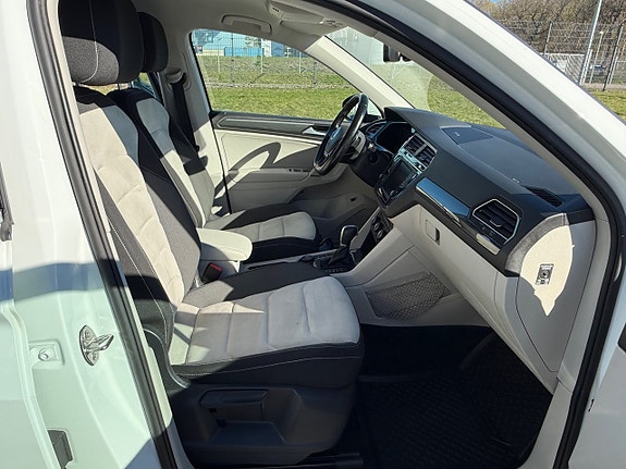 Volkswagen Tiguan 14 of 21