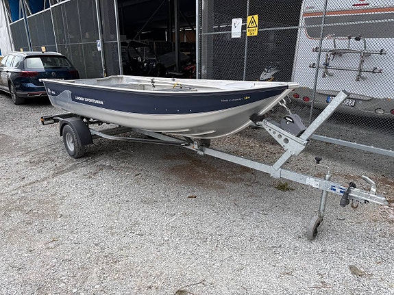 Linder Sportsman 400 -21, Thule 80km/h Trailer