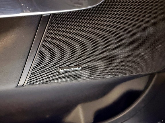 Land Rover Range Rover Sport 19 of 23