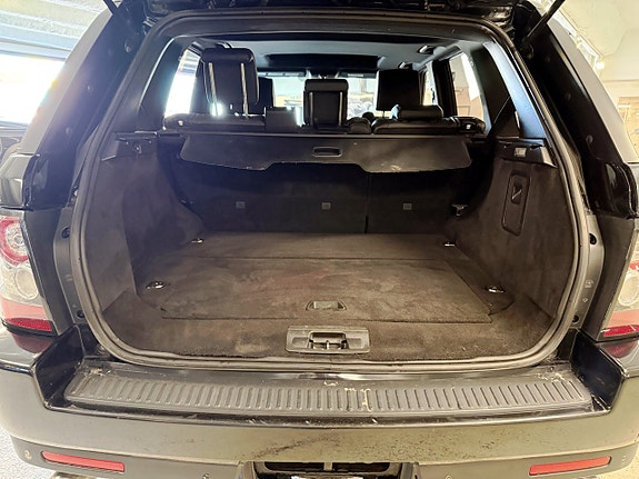 Land Rover Range Rover Sport 22 of 23