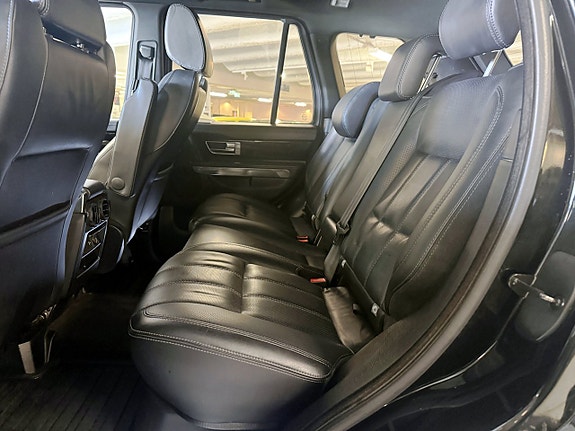 Land Rover Range Rover Sport 11 of 23