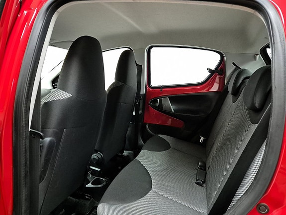 Toyota Aygo 22 of 24