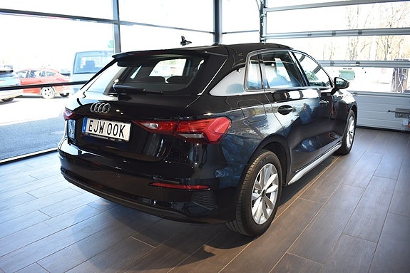 Audi A3 3 of 5