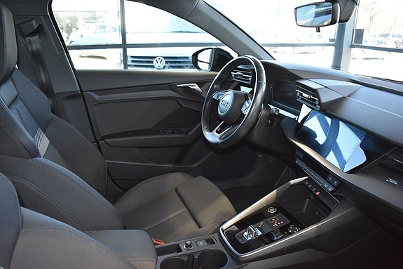 Audi A3 4 of 5