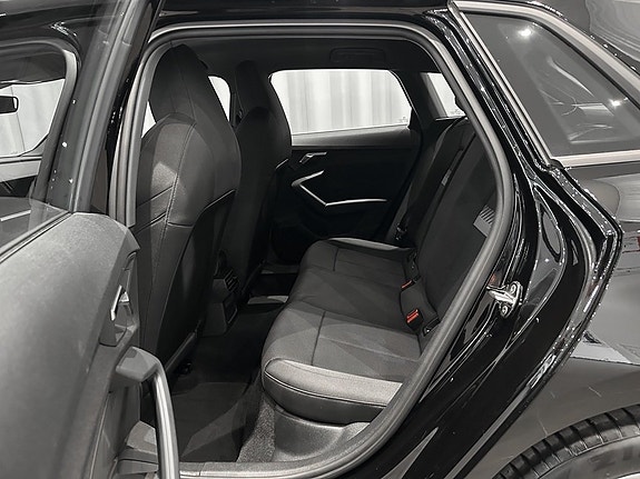 Audi A3 7 of 14