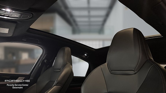 Porsche Cayenne 7 of 16