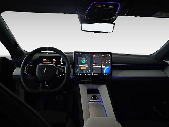 Polestar 4 11 of 11
