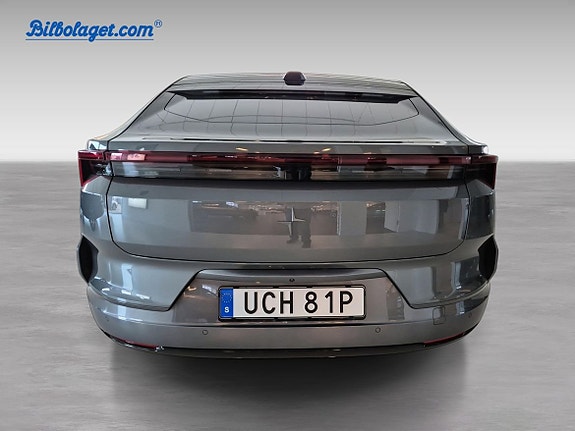 Polestar 4 8 of 11