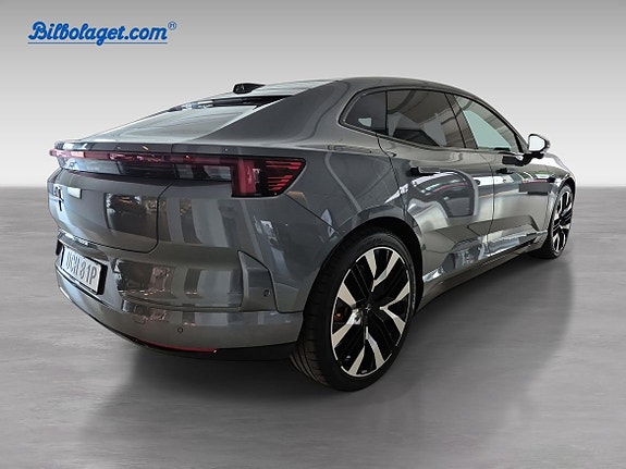 Polestar 4 7 of 11