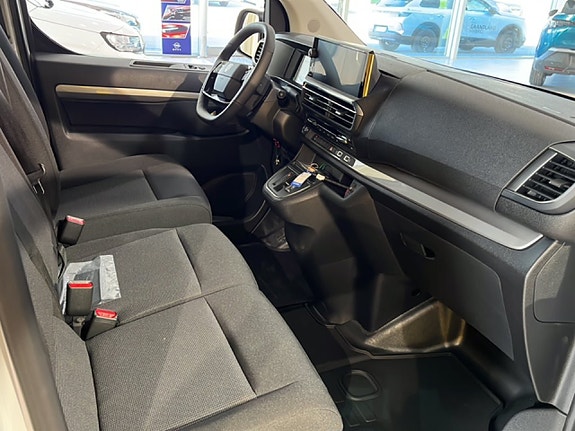 Peugeot Expert 3 of 16