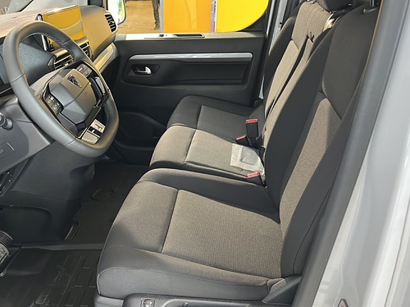 Peugeot Expert 8 of 16