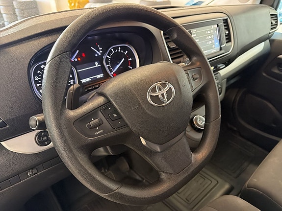 Toyota Proace Verso 14 of 17