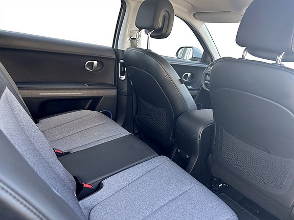 Hyundai Ioniq 5 8 of 16