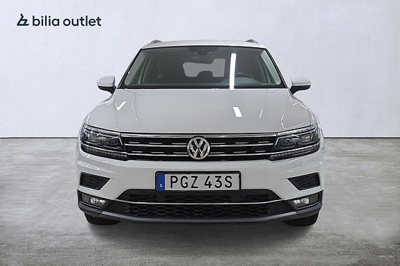 Volkswagen Tiguan 4 of 5