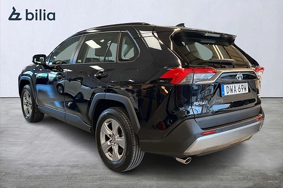 Toyota RAV4 3 of 5