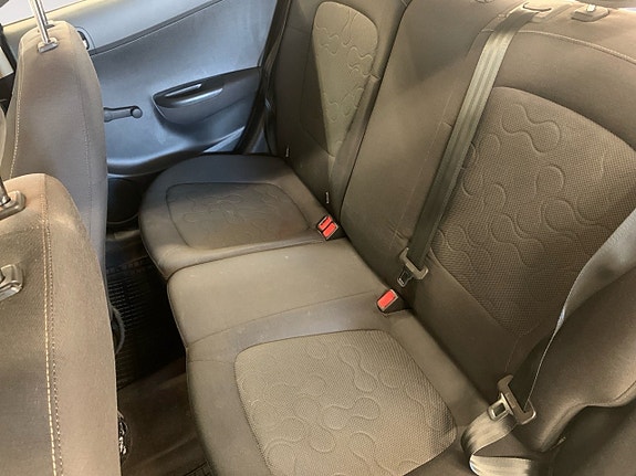 Hyundai i20 14 of 18
