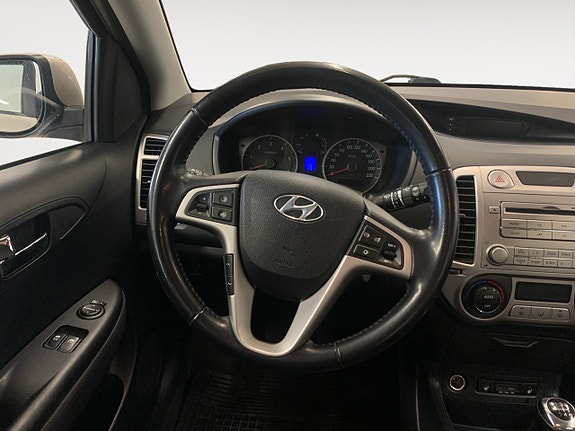 Hyundai i20 13 of 18