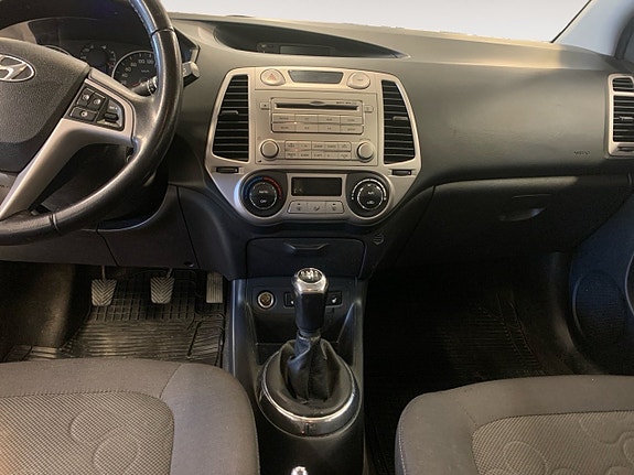Hyundai i20 11 of 18