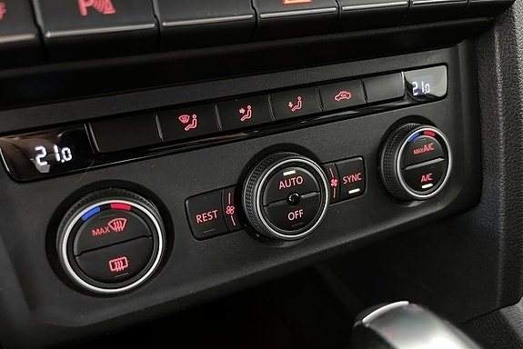 Volkswagen Amarok 13 of 14