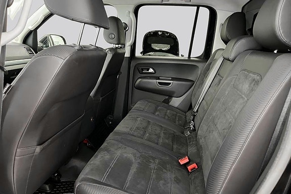 Volkswagen Amarok 9 of 14