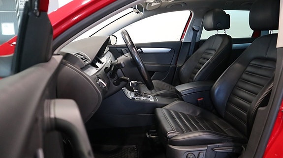 Volkswagen Passat Alltrack 6 of 14