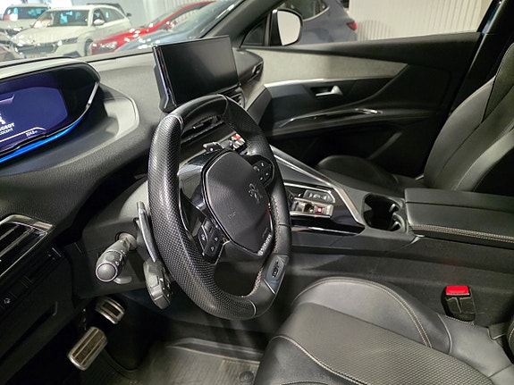 Peugeot 3008 6 of 13