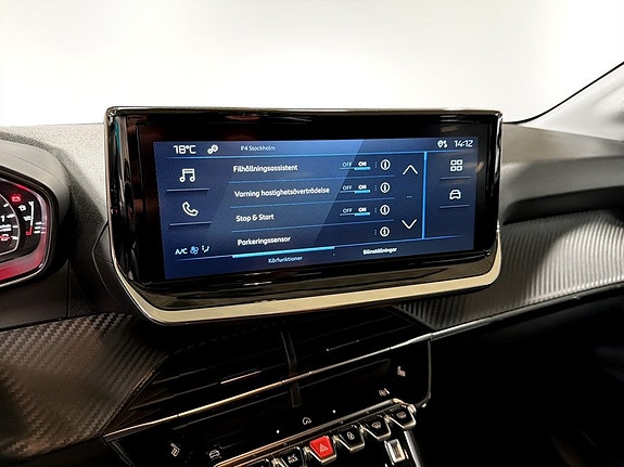 Peugeot 208 10 of 15